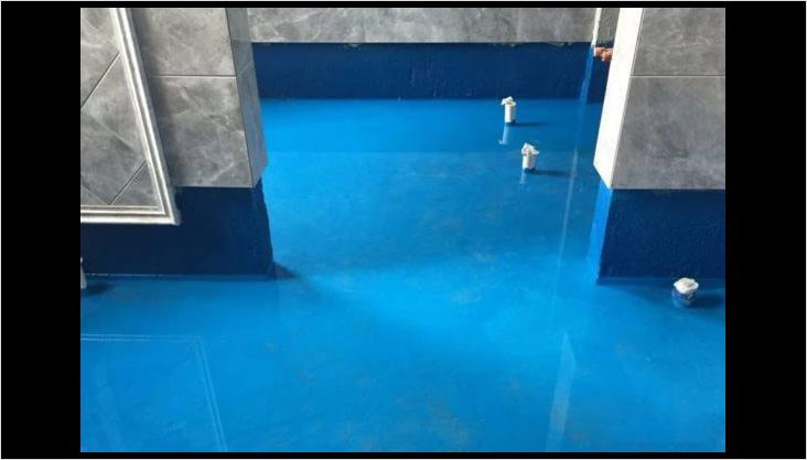 專業(yè)工人給衛(wèi)生間做防水，若不是親眼所見，一輩子都不會懂！